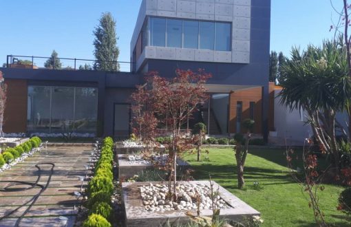 ویلای مدرن در سرخاب